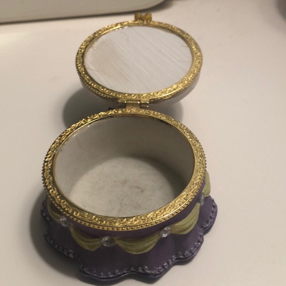 Jewelry Box - Picture 2 of 3